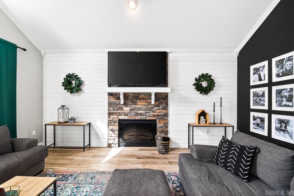 THE PARK ON MT SPRINGS - Residential