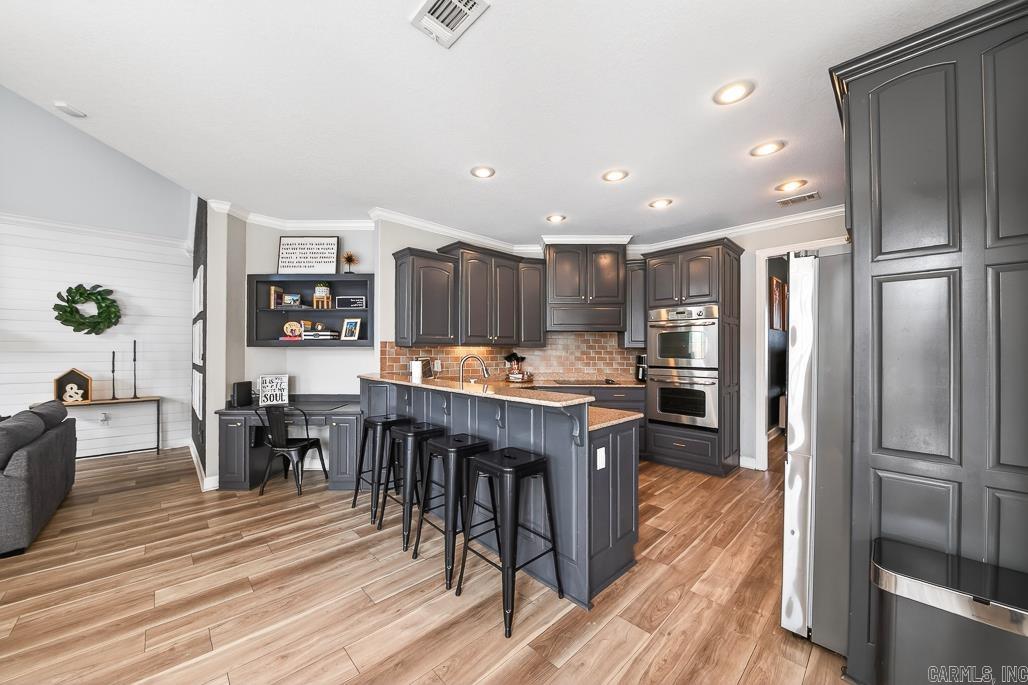 THE PARK ON MT SPRINGS - Residential