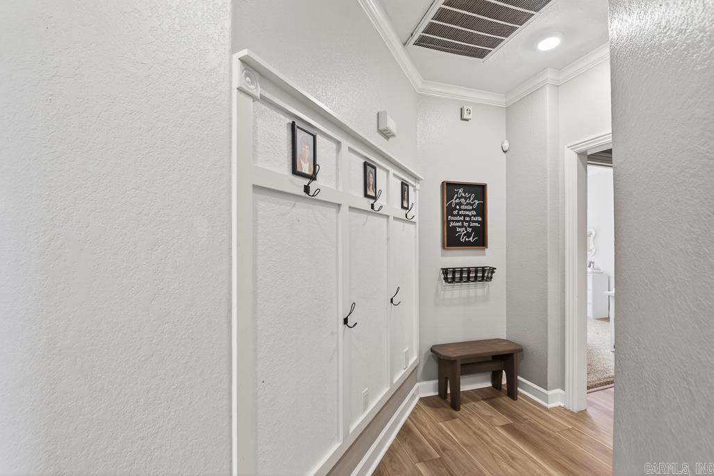 THE PARK ON MT SPRINGS - Residential