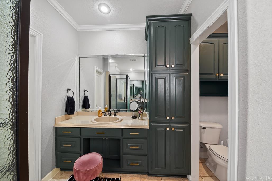 THE PARK ON MT SPRINGS - Residential