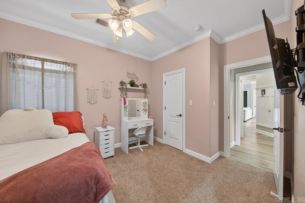 THE PARK ON MT SPRINGS - Residential