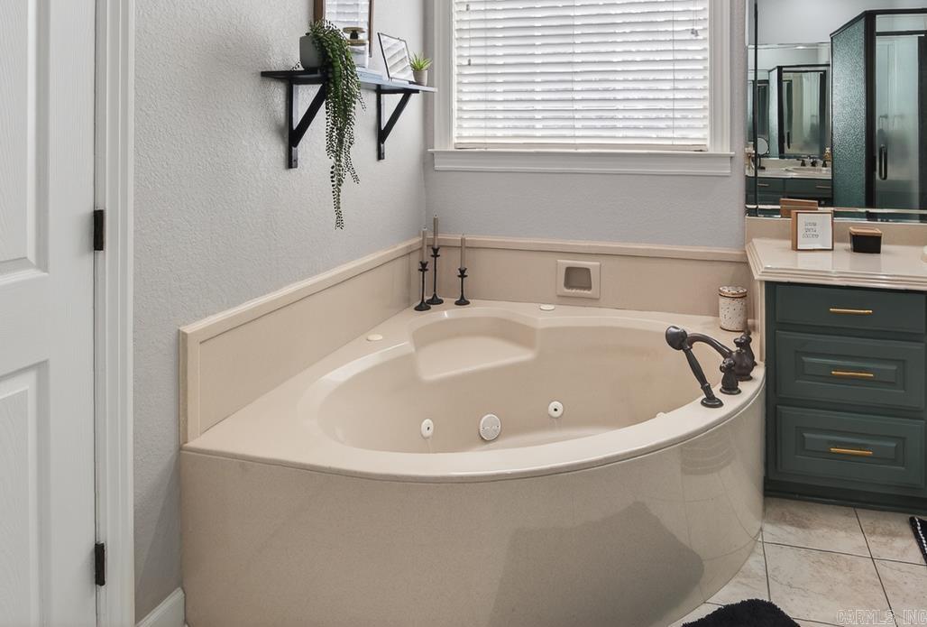 THE PARK ON MT SPRINGS - Residential