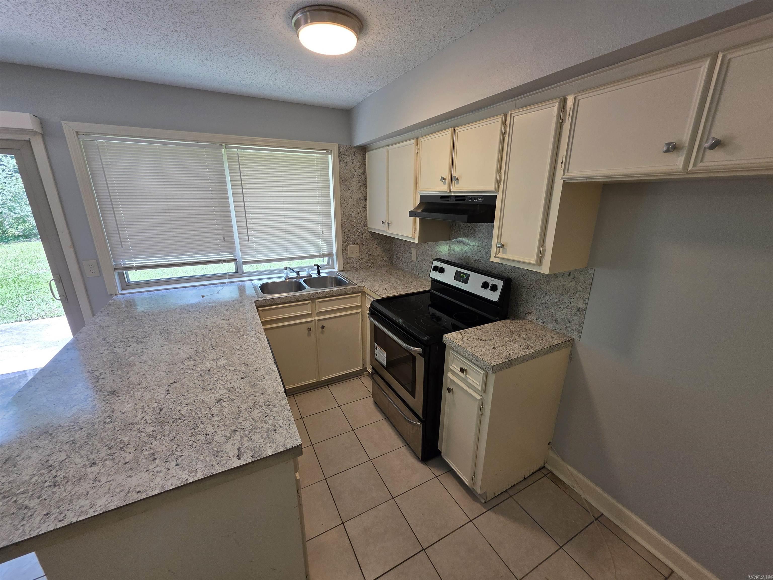 Mc Clellan - Residential Lease