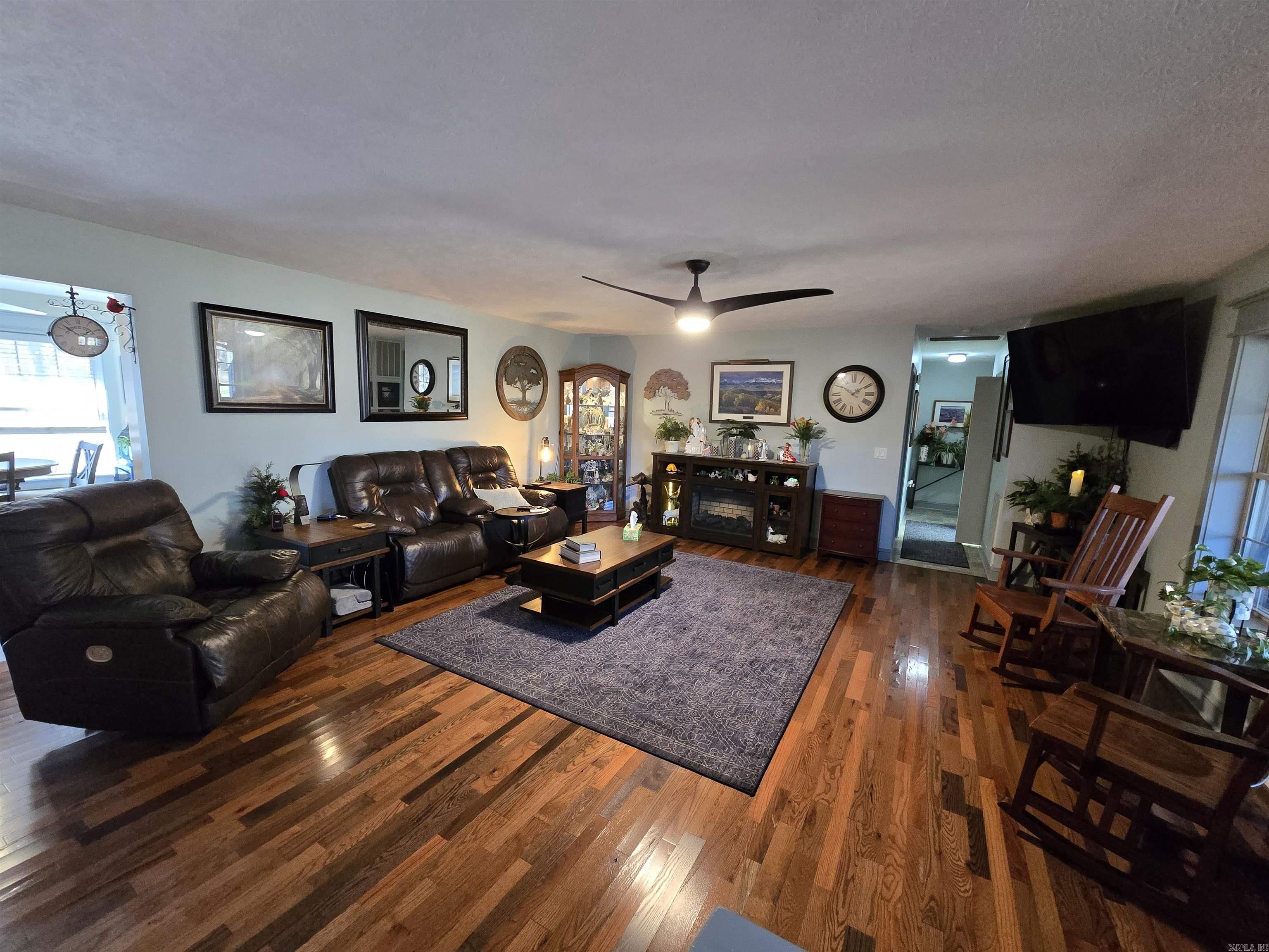 DEER PARK - Residential