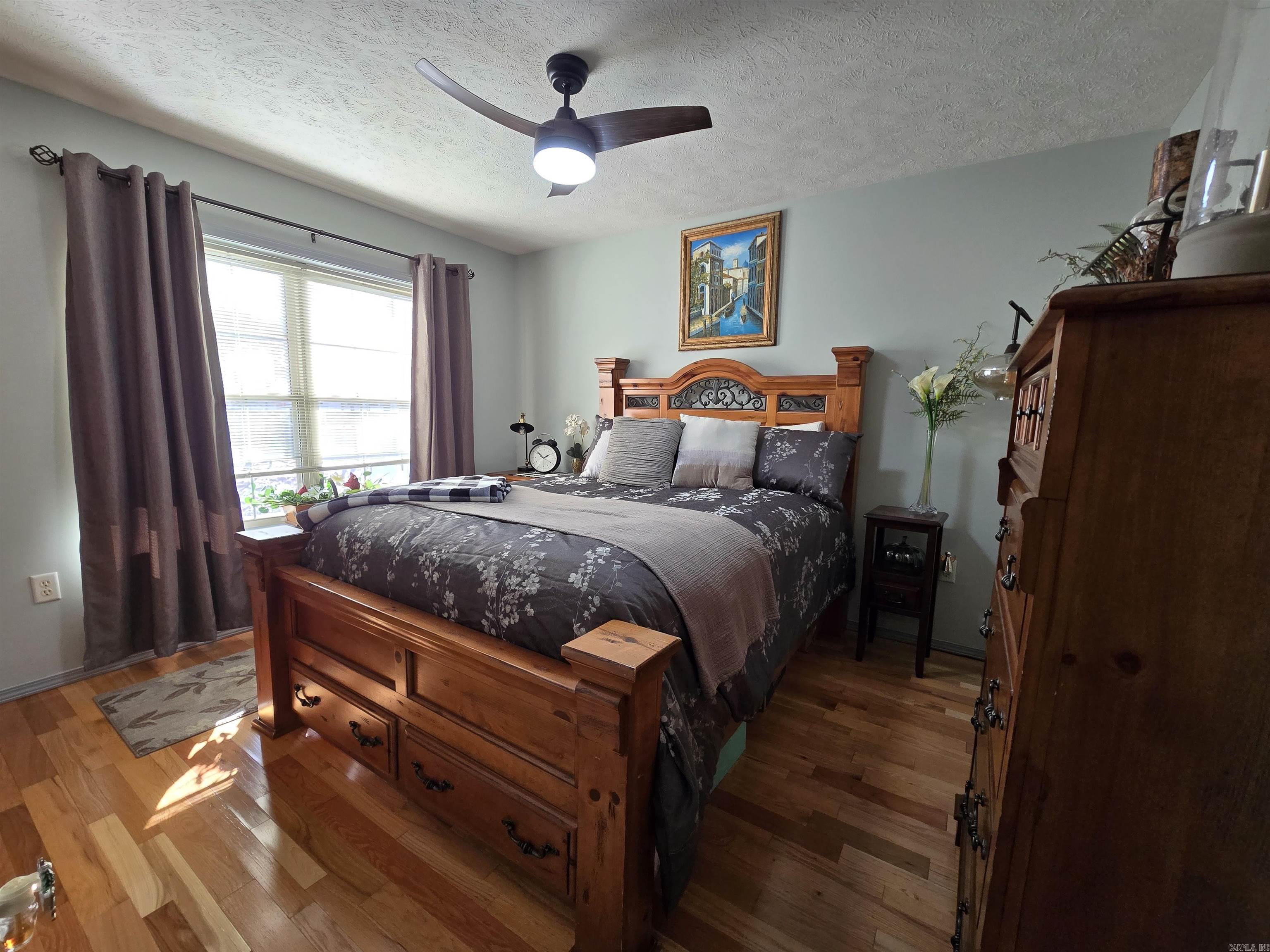 DEER PARK - Residential