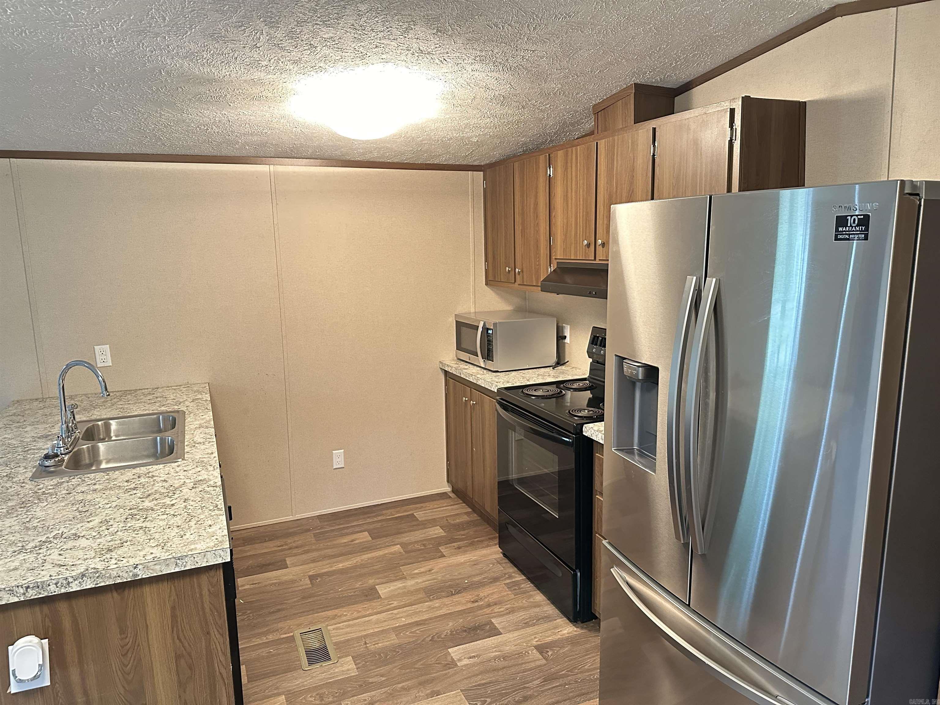 CLEARVIEW ESTATES - Residential