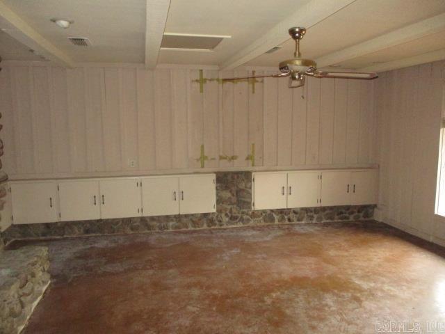 INDIANHEAD LAKES EST - Residential