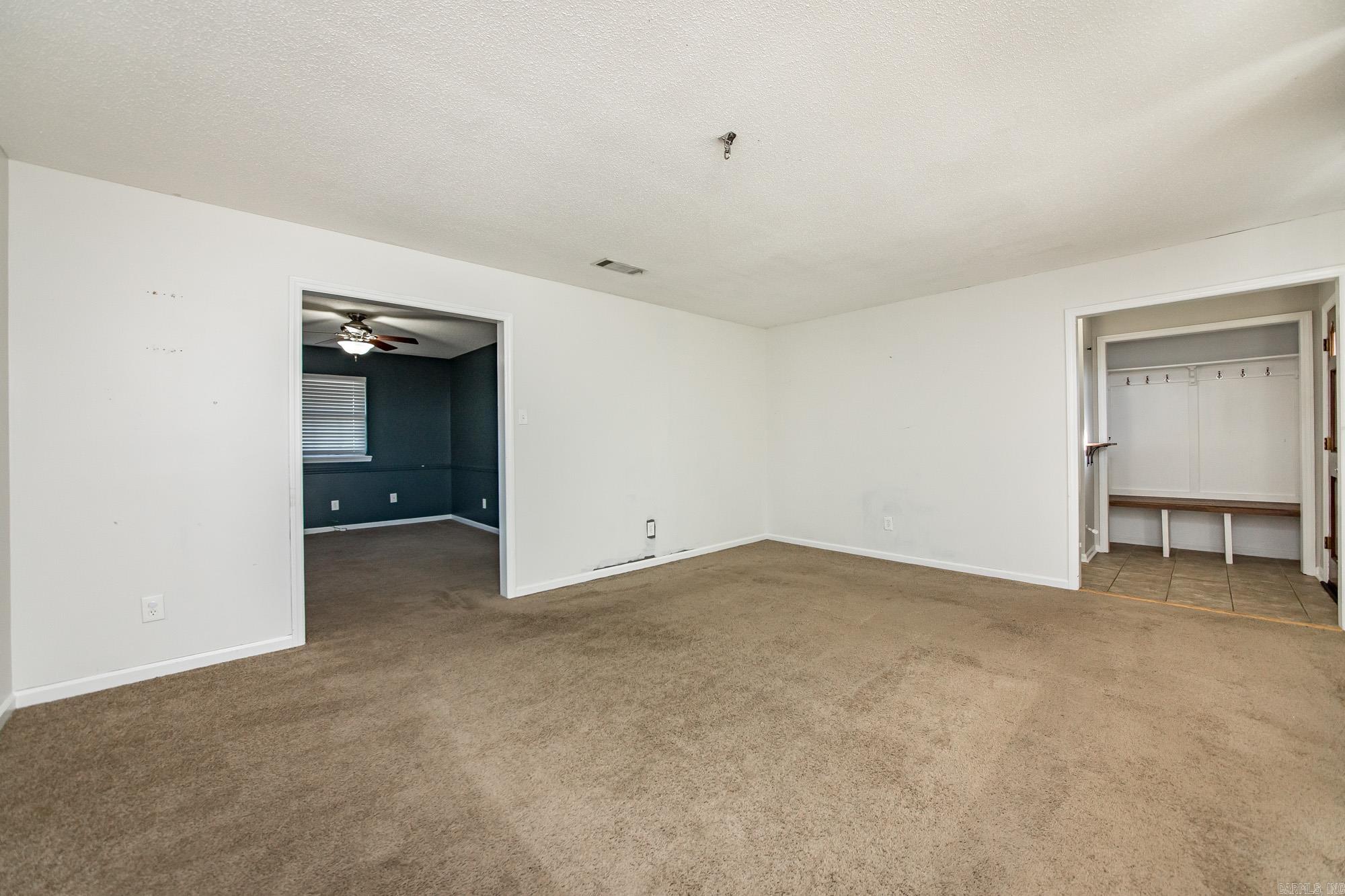 WALNUT VALLEY - Residential