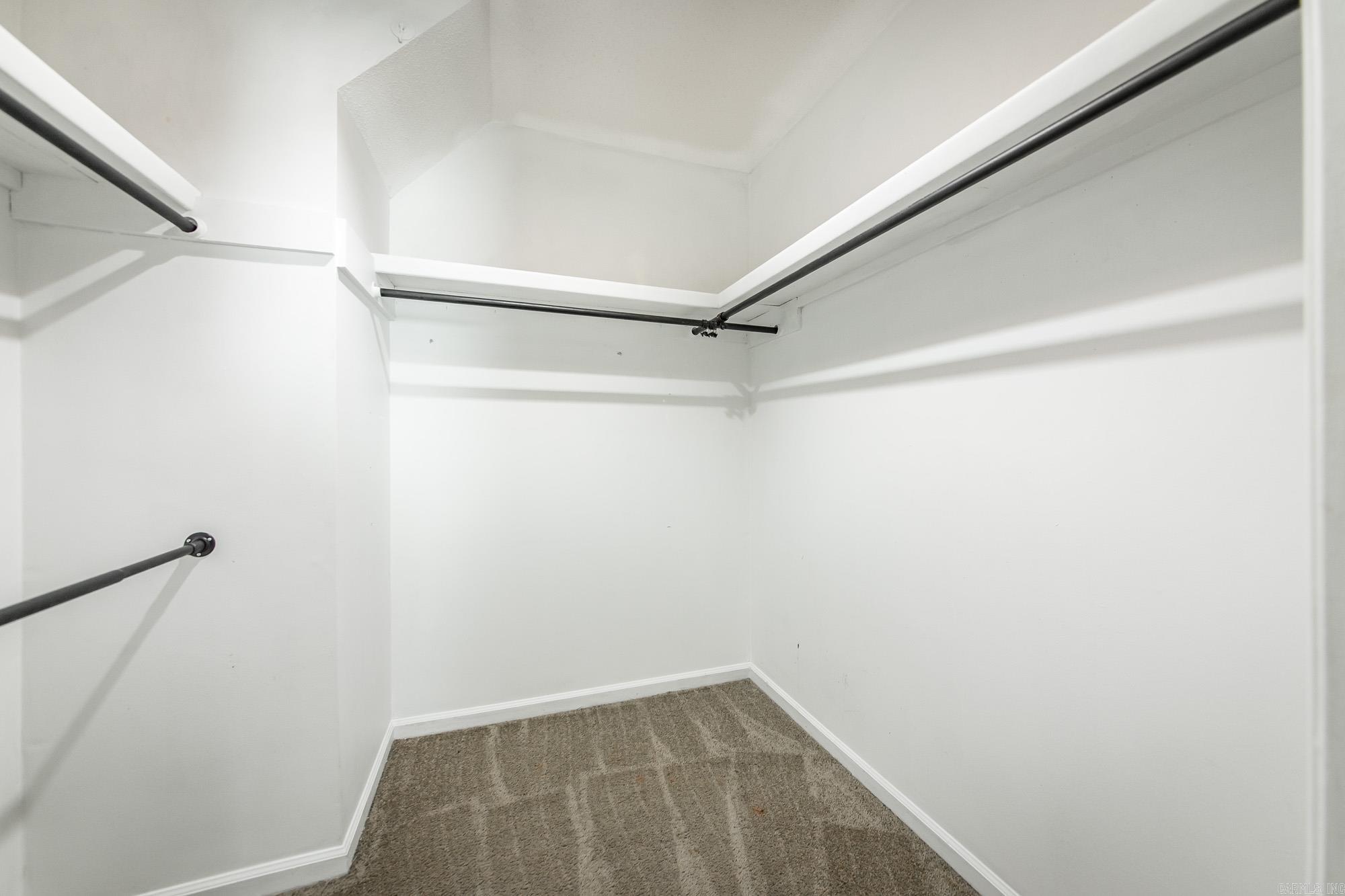 WALNUT VALLEY - Residential