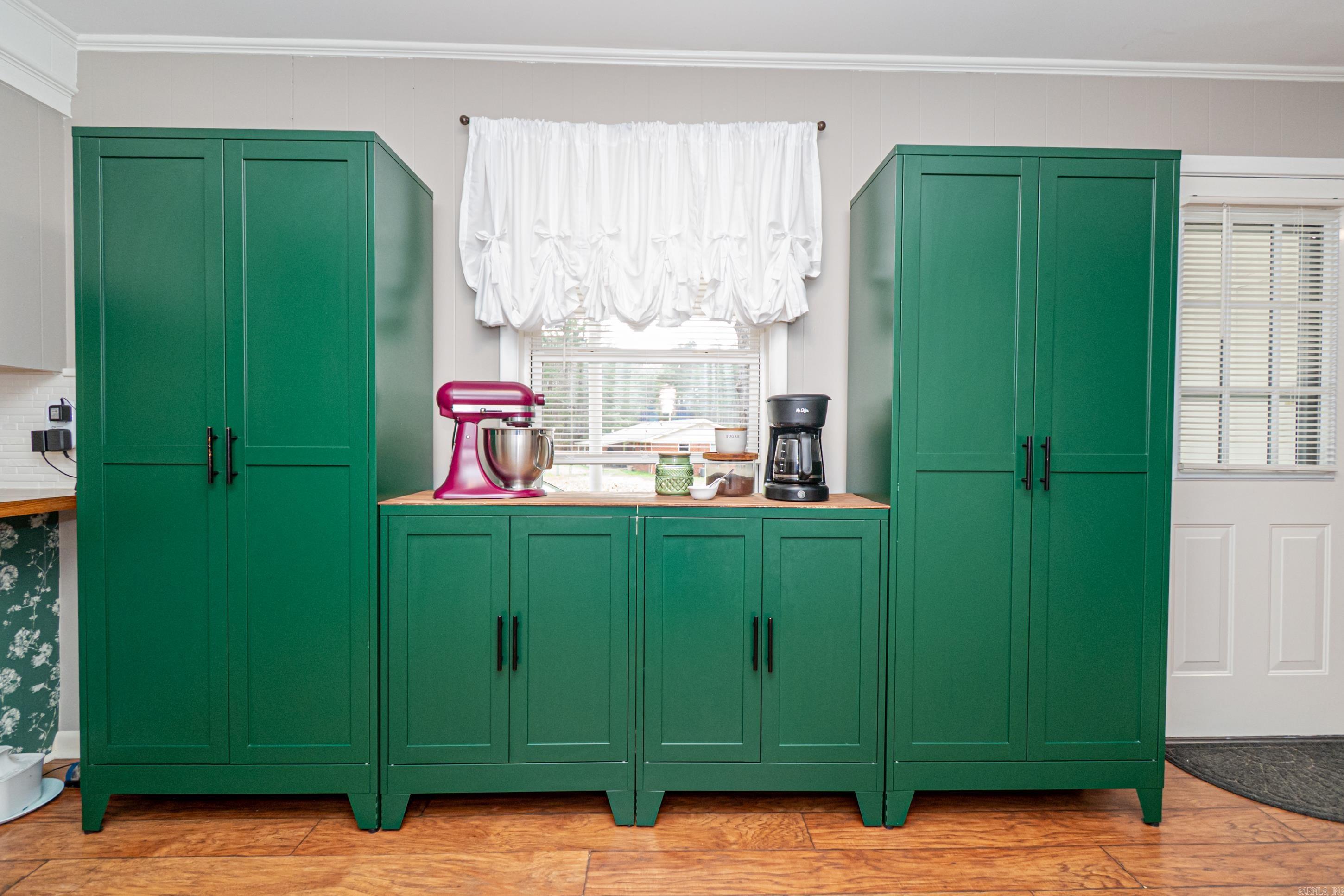 GREEN ACRES - Residential