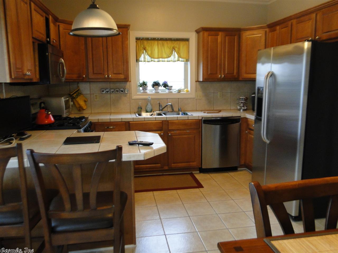 GIBRALTER HGTS - Residential