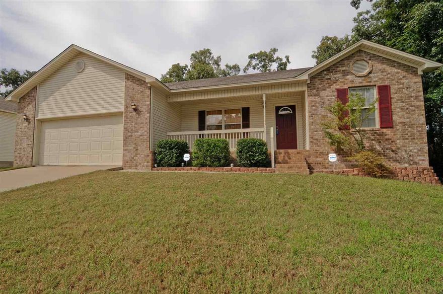 Perfect one level split floor plan home that has been well taken care of! 3bed/2bath. Open floor plan w/ vaulted ceilings. Large eat-in kitchen w/ pantry and breakfast bar. NEW carpet in bedrooms. NEW flooring in living area. Laundry Room. Oversized master bedroom w/ walk-in closet. Master bathroom includes double vanity, walk-in shower, & jetted tub. Fenced backyard w/ deck and storage building.  Rural Development Eligible!!  Don't miss this great opportunity!!