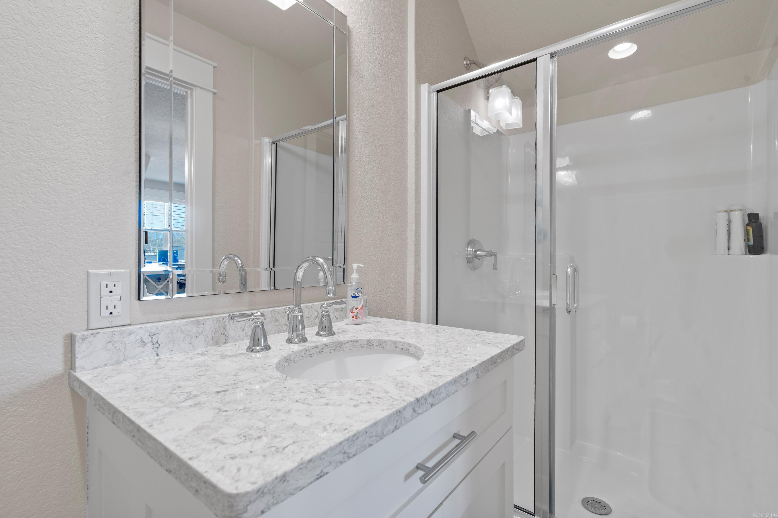 ARKOTA SHORES - Residential