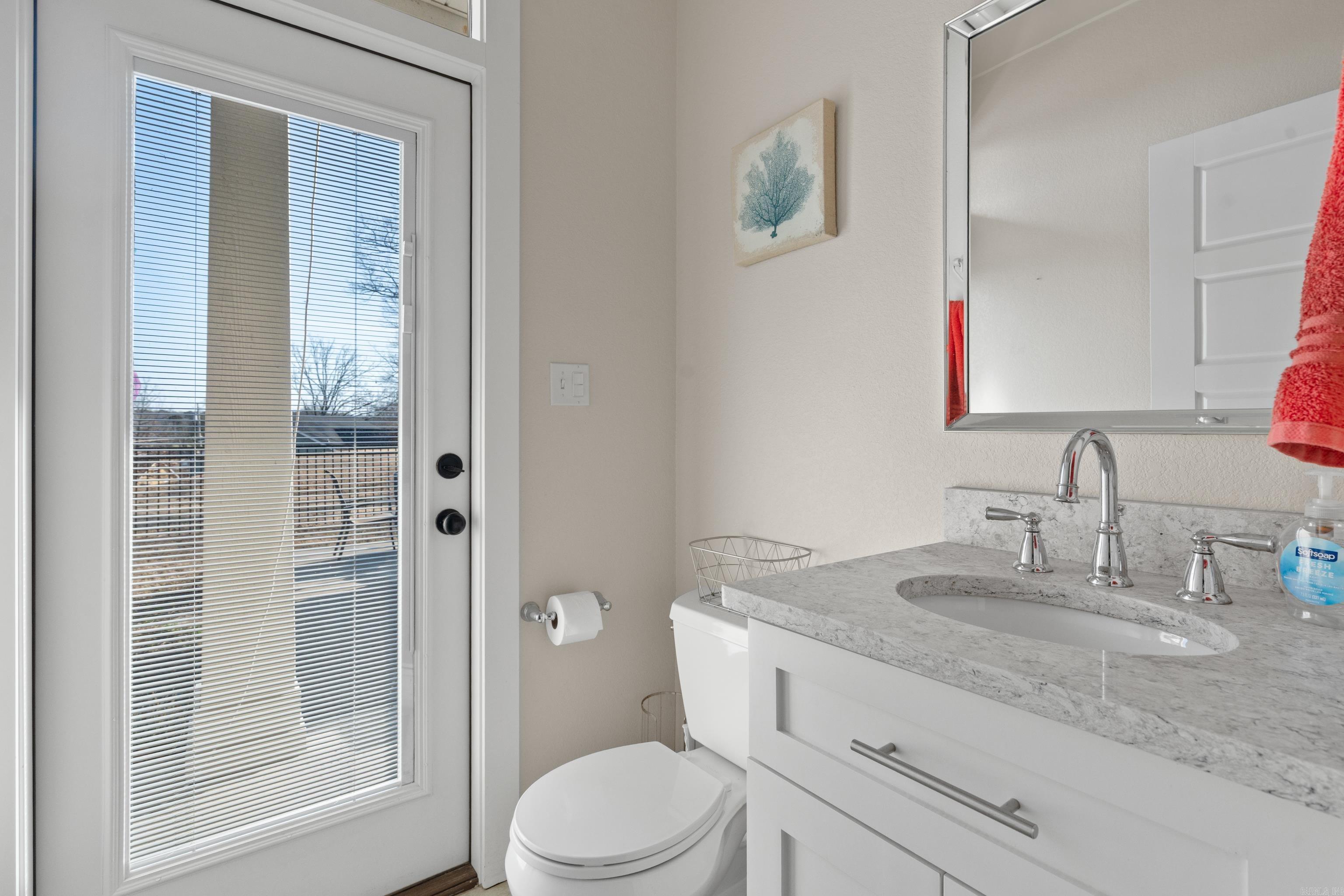 ARKOTA SHORES - Residential