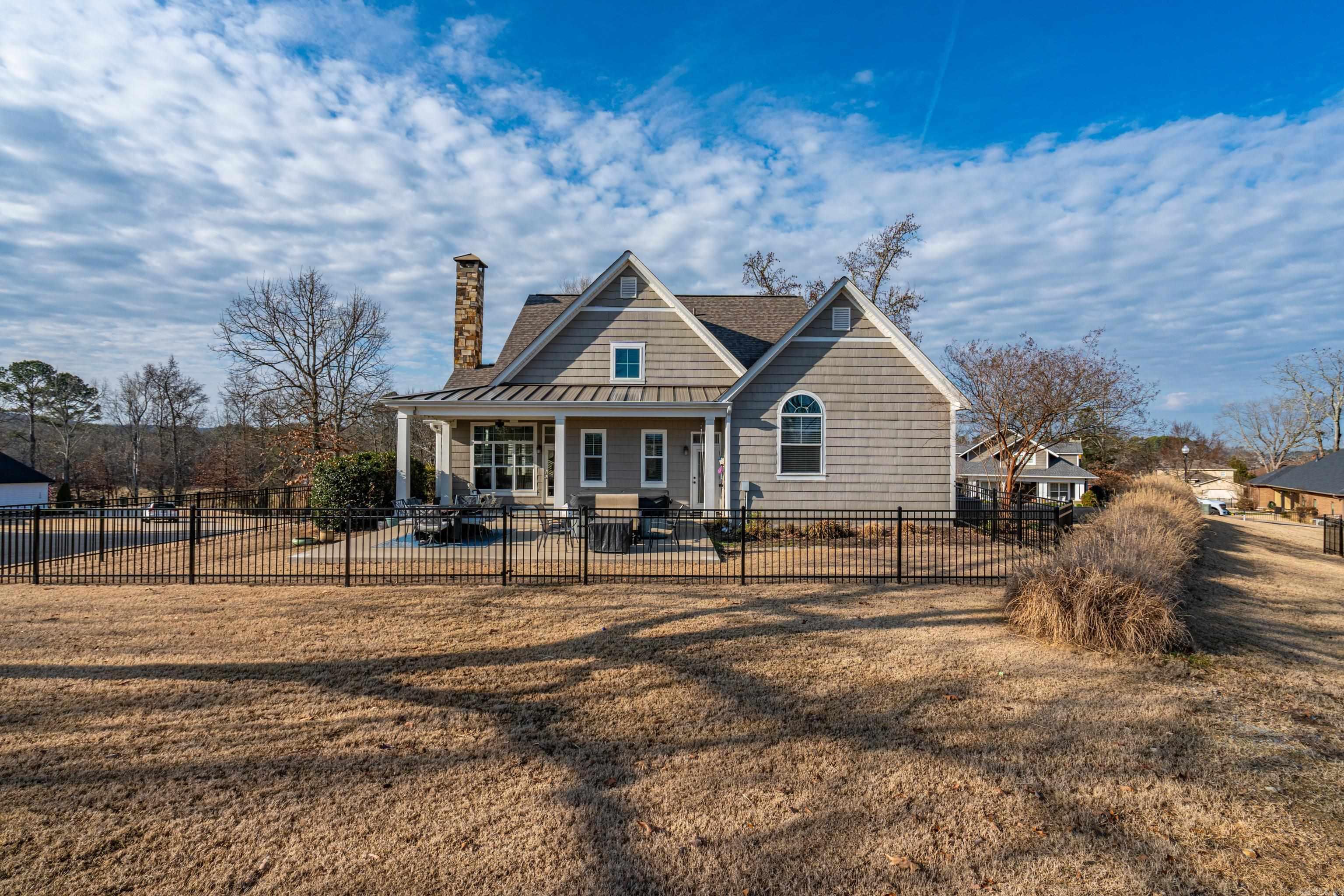 ARKOTA SHORES - Residential