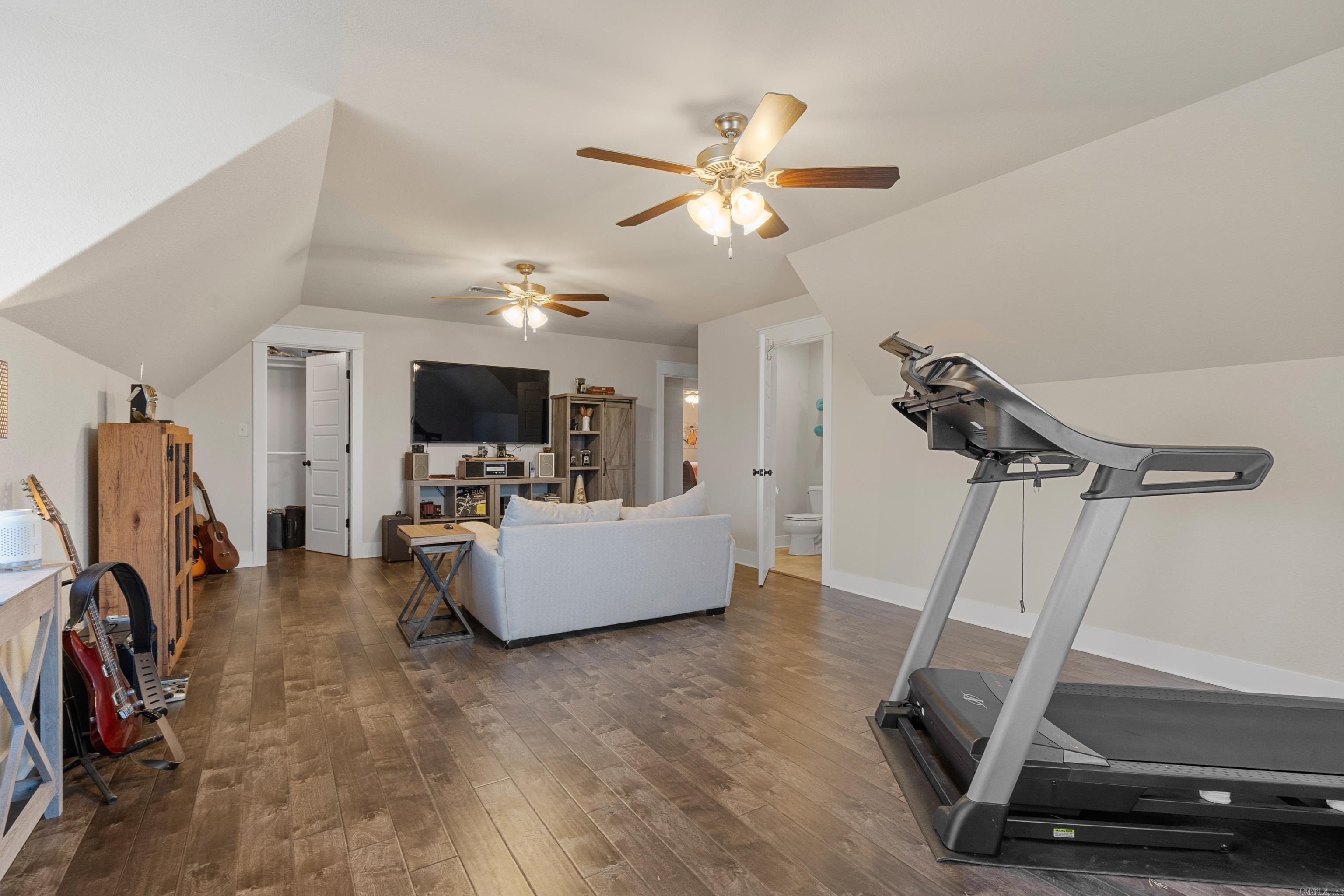 ARKOTA SHORES - Residential