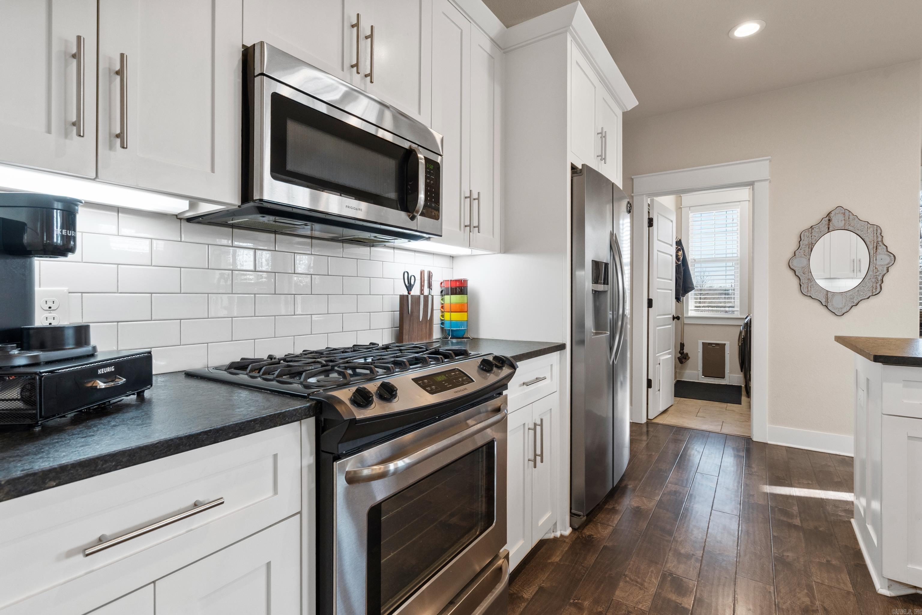 ARKOTA SHORES - Residential