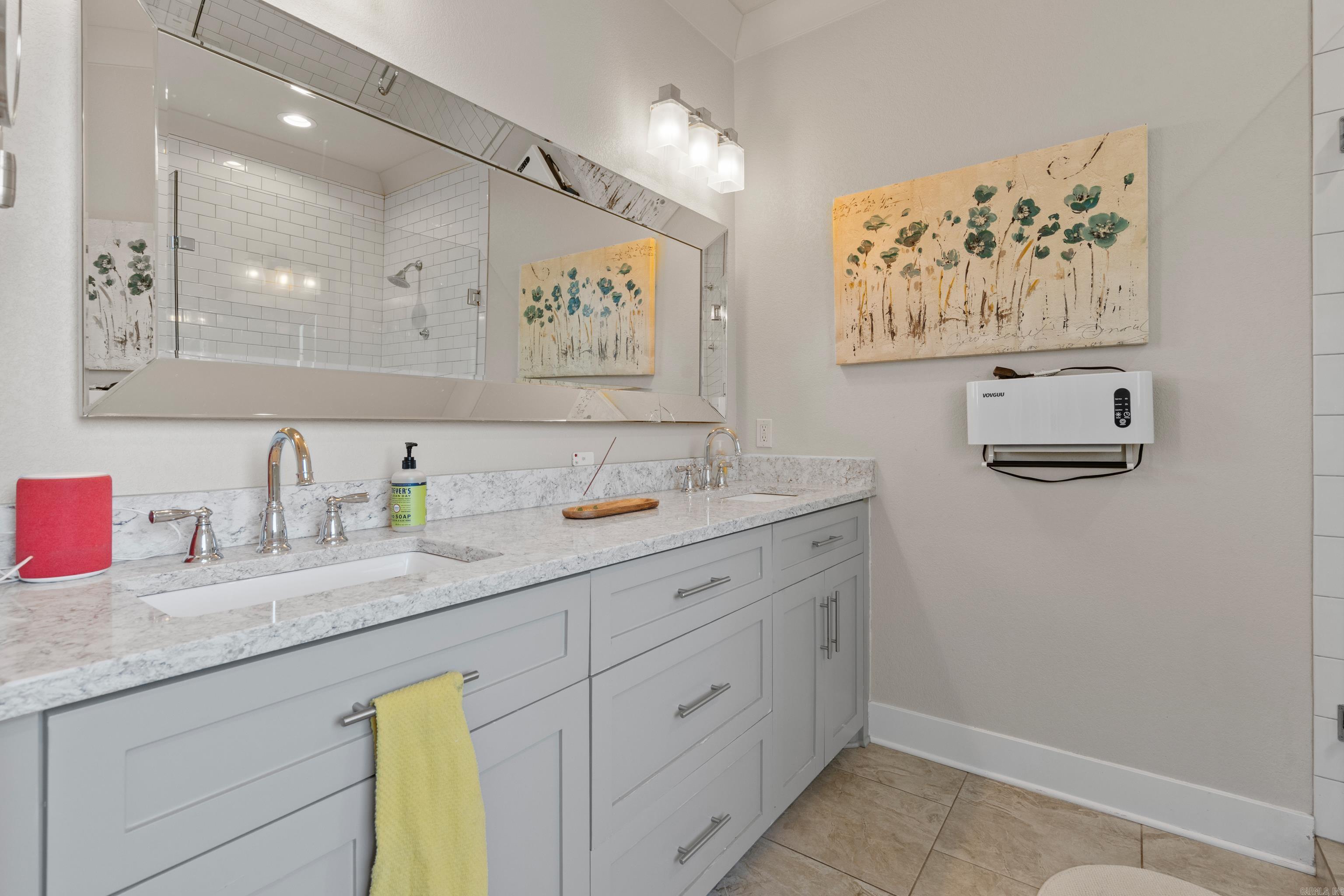 ARKOTA SHORES - Residential