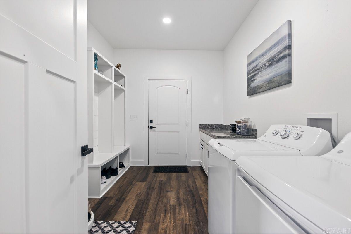 THE WATERS ON TIMBERLAKE - Residential