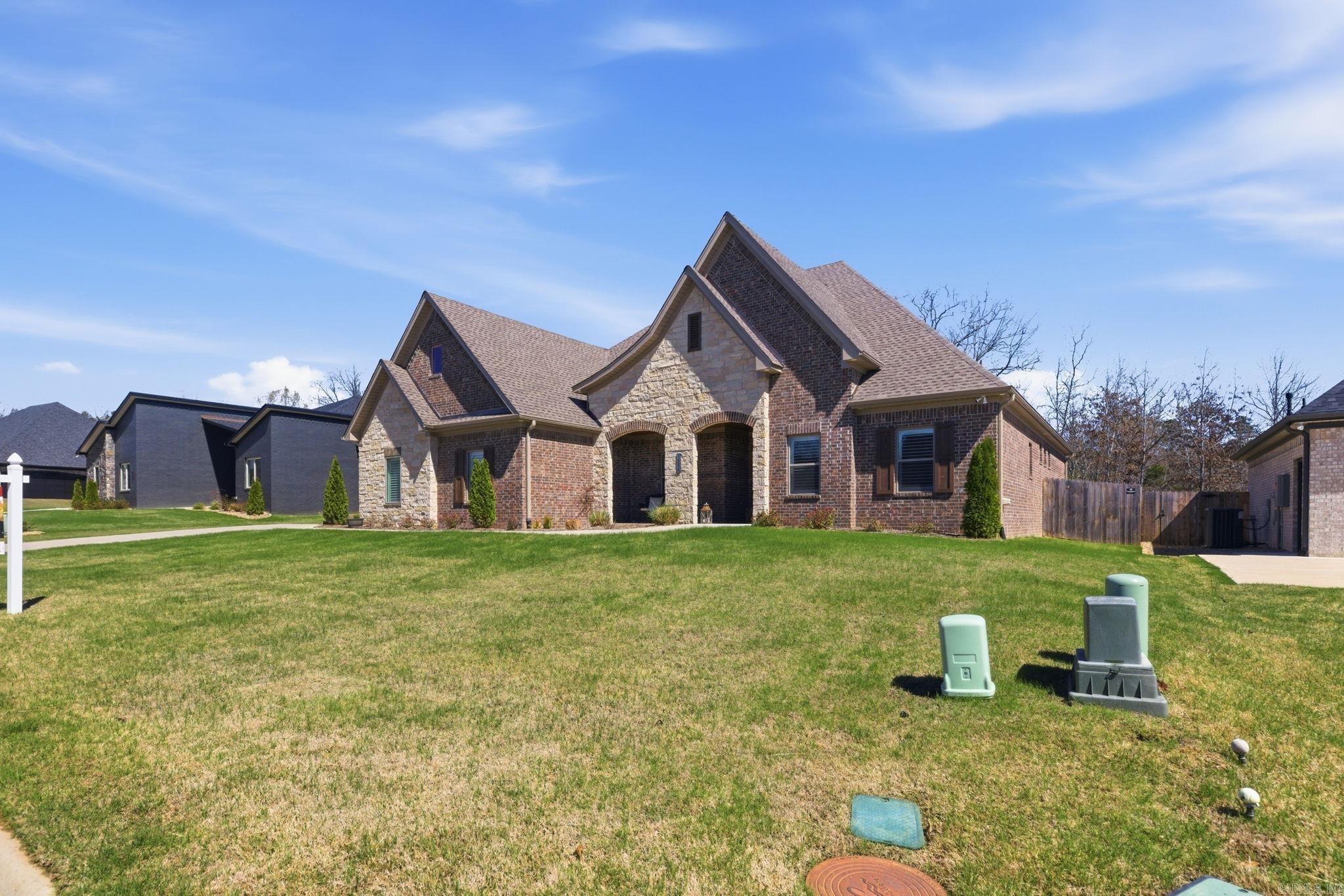 STONEBROOK - Residential