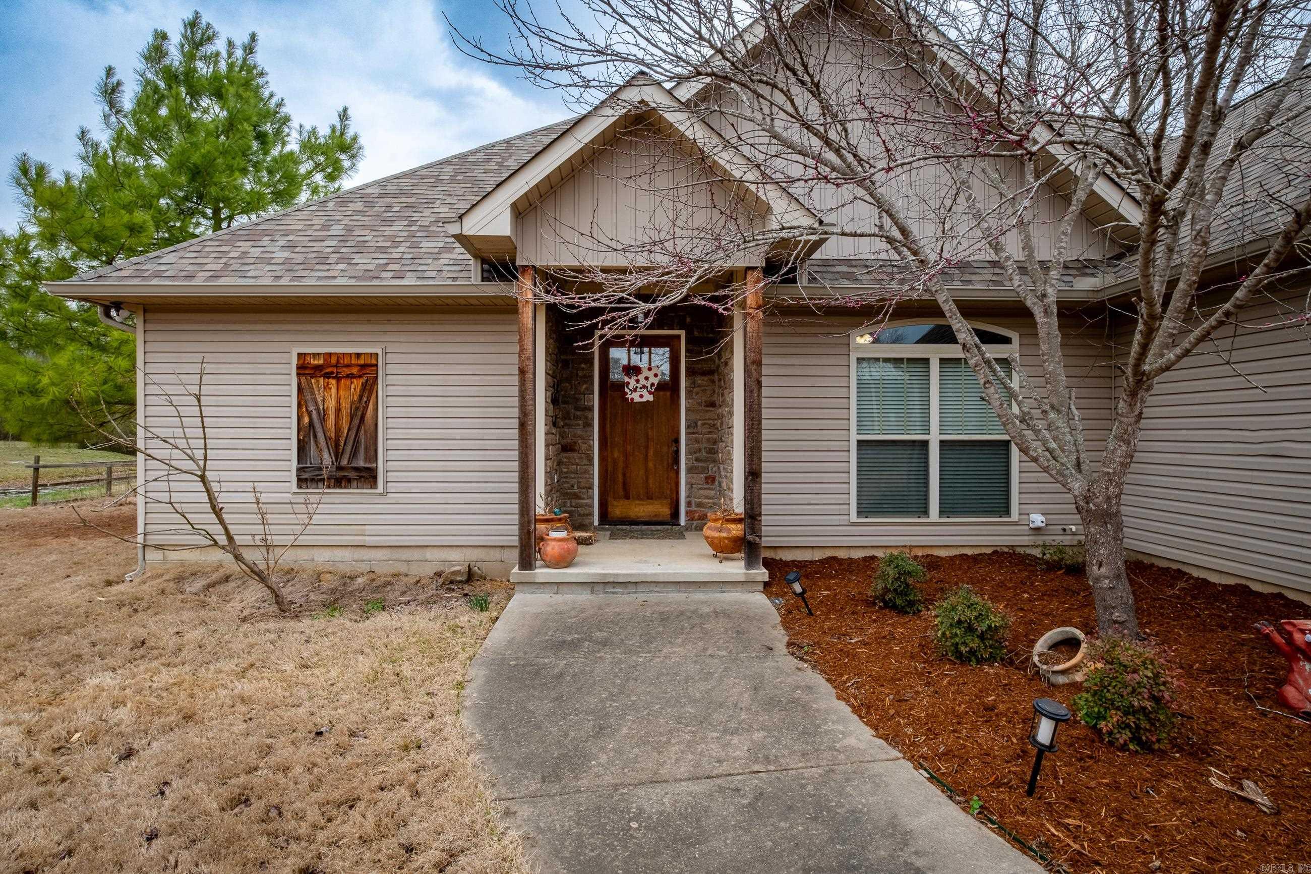 ROLANDALE - Residential