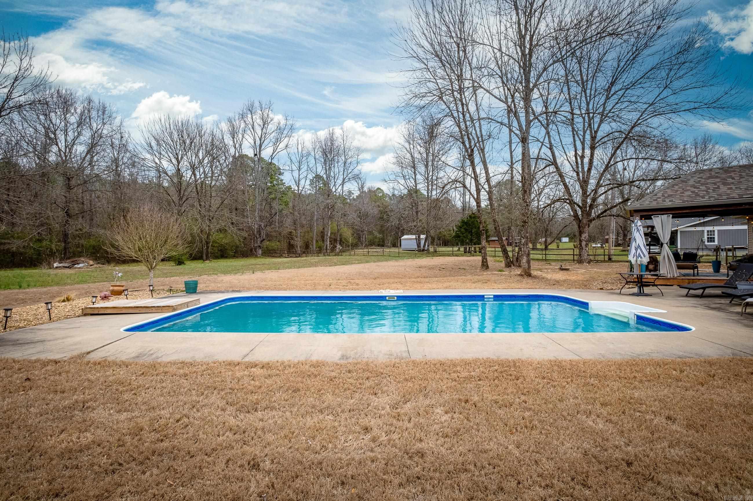 ROLANDALE - Residential