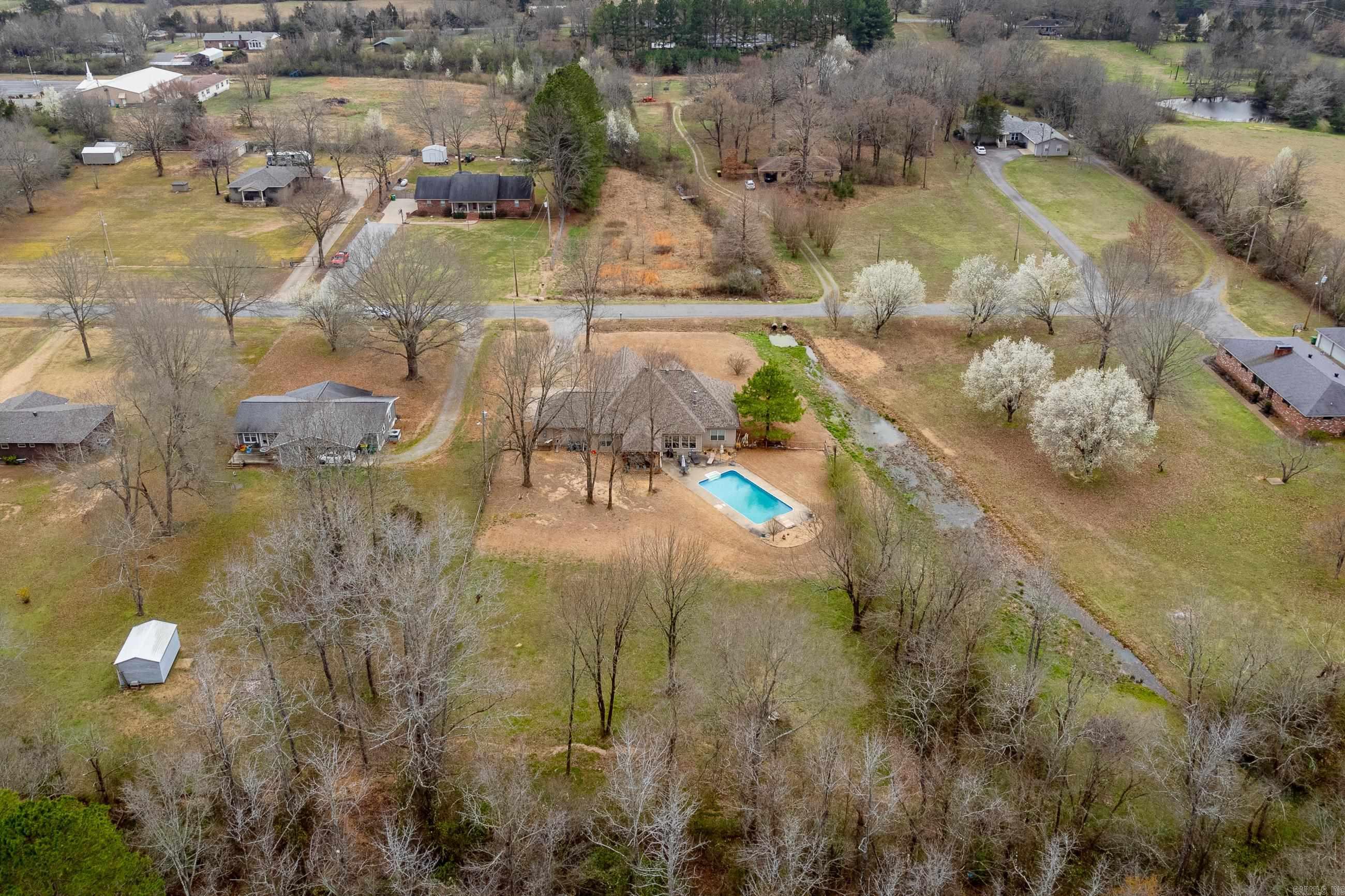 ROLANDALE - Residential