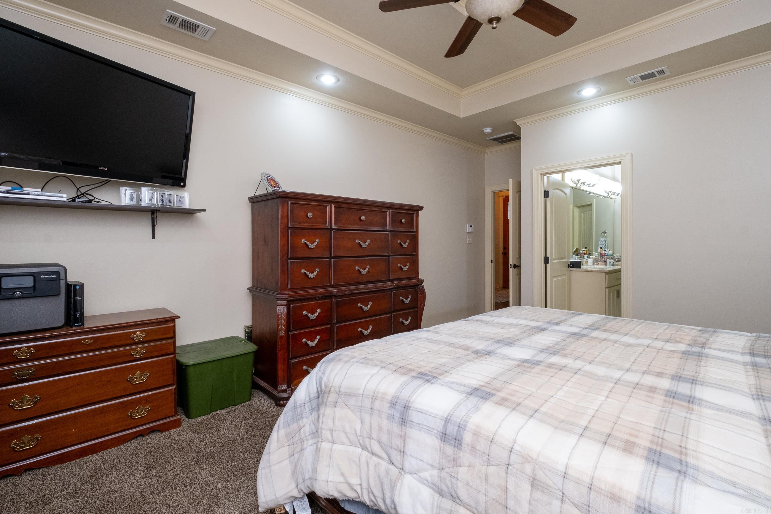 ROLANDALE - Residential