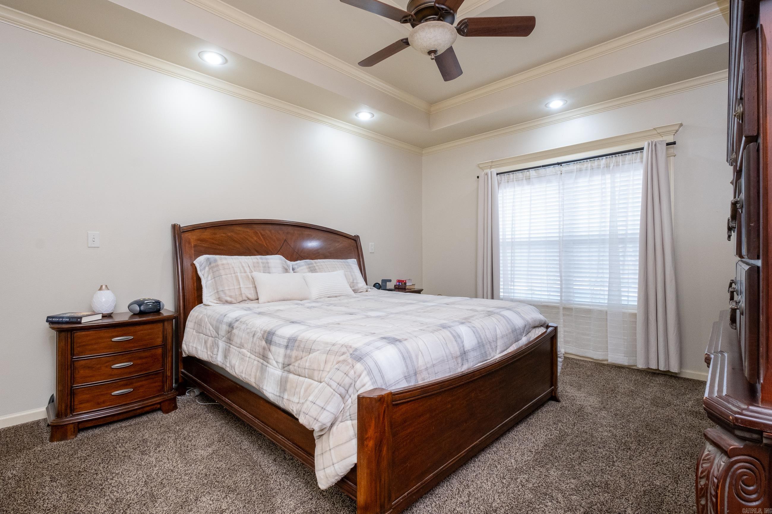 ROLANDALE - Residential