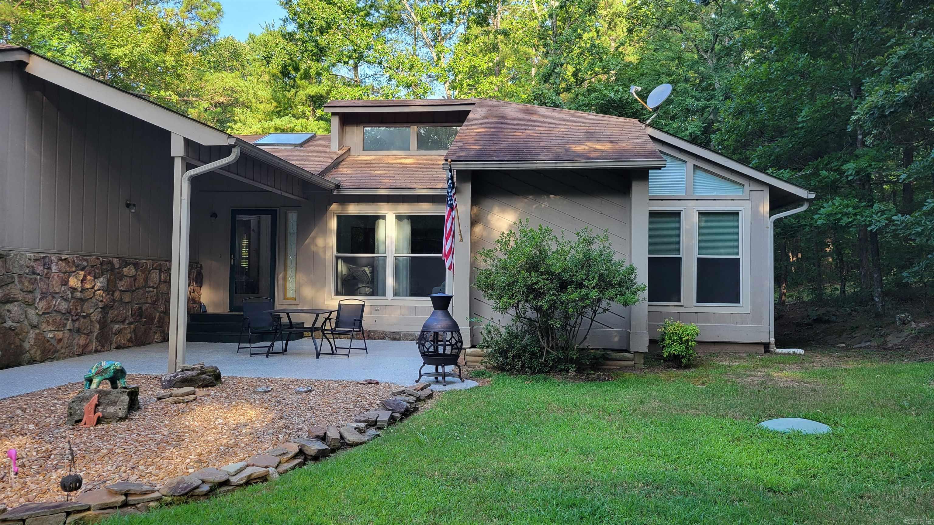 HAMILTON HILLS - Residential