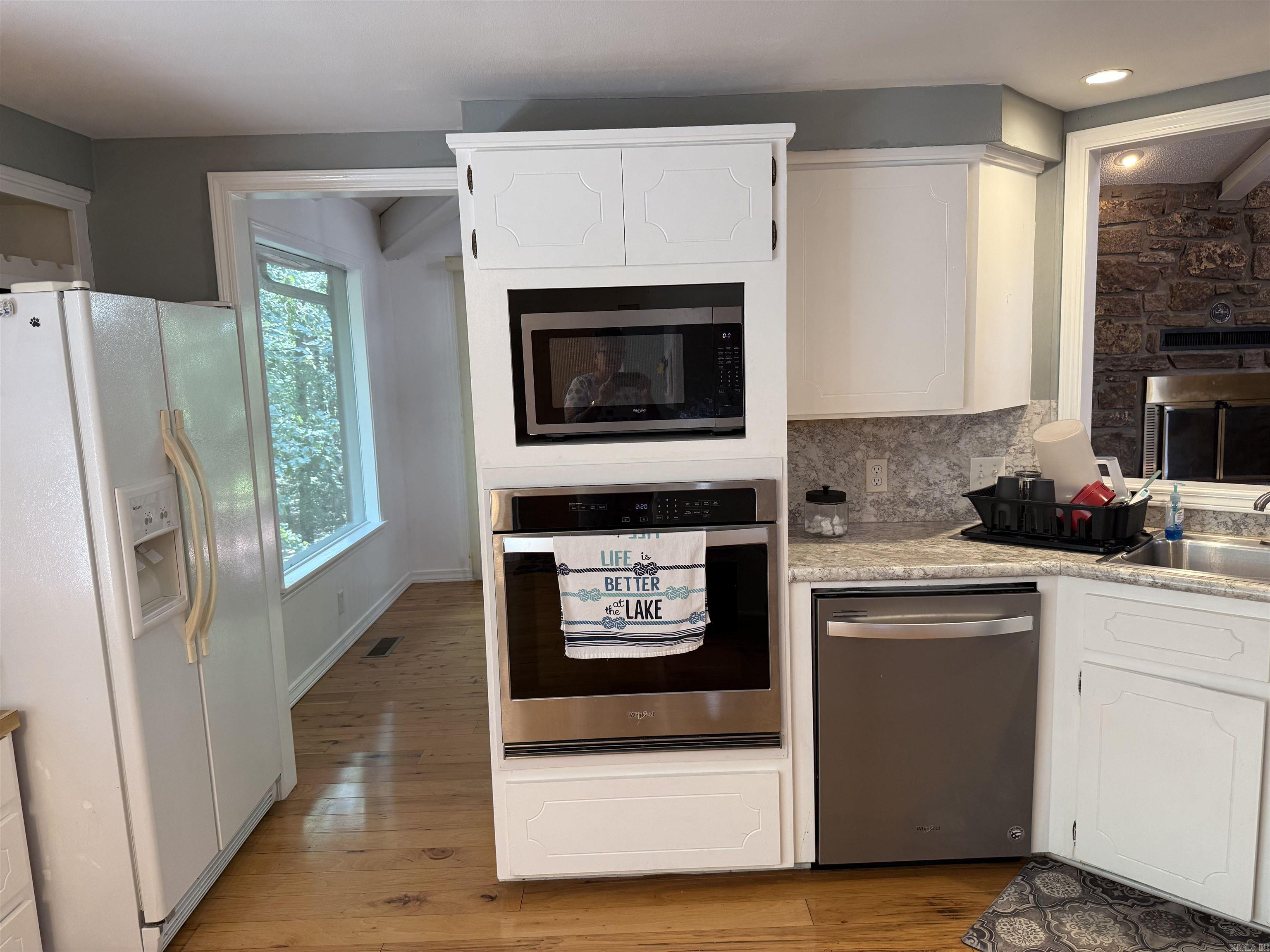 HAMILTON HILLS - Residential