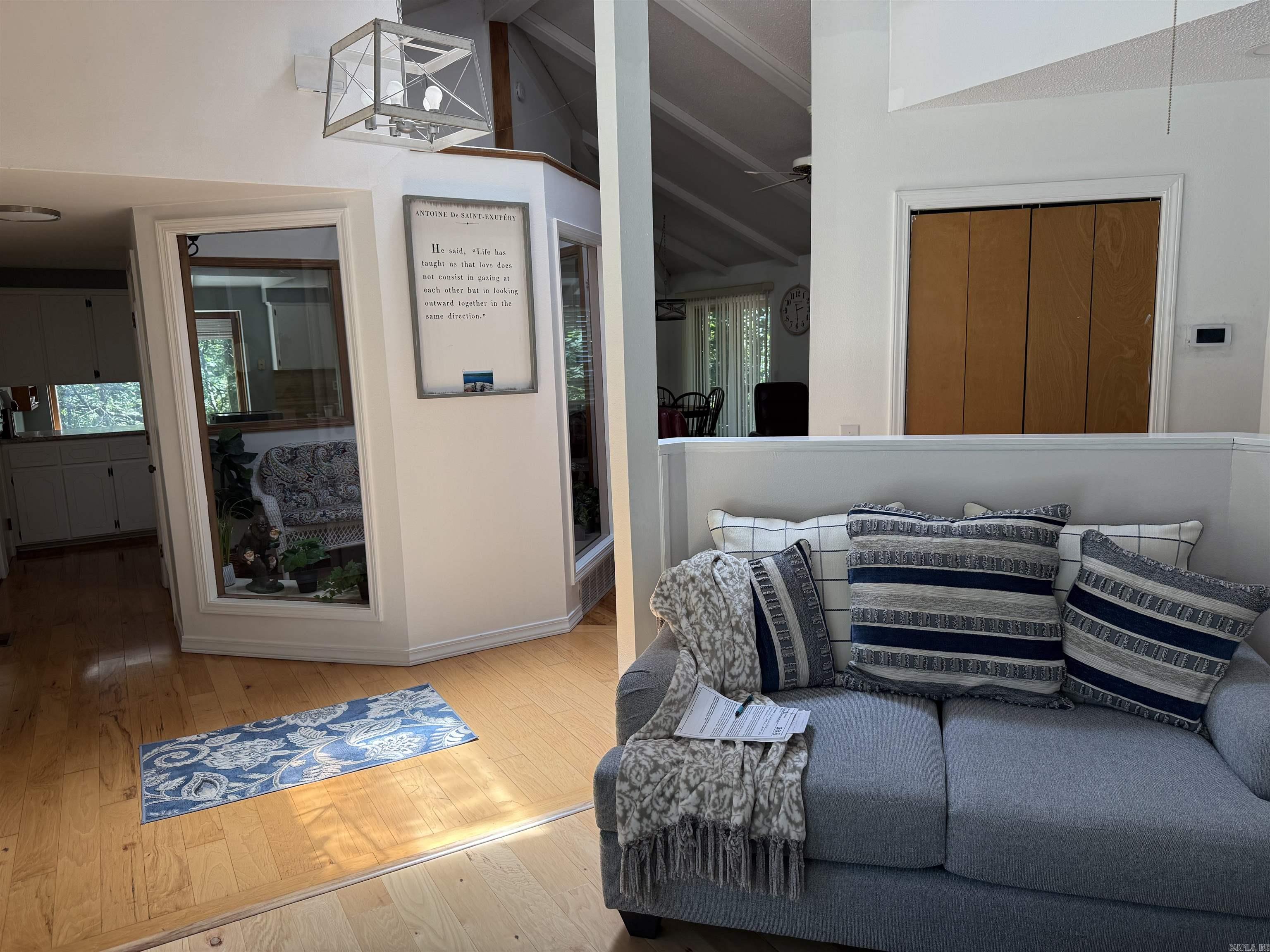 HAMILTON HILLS - Residential