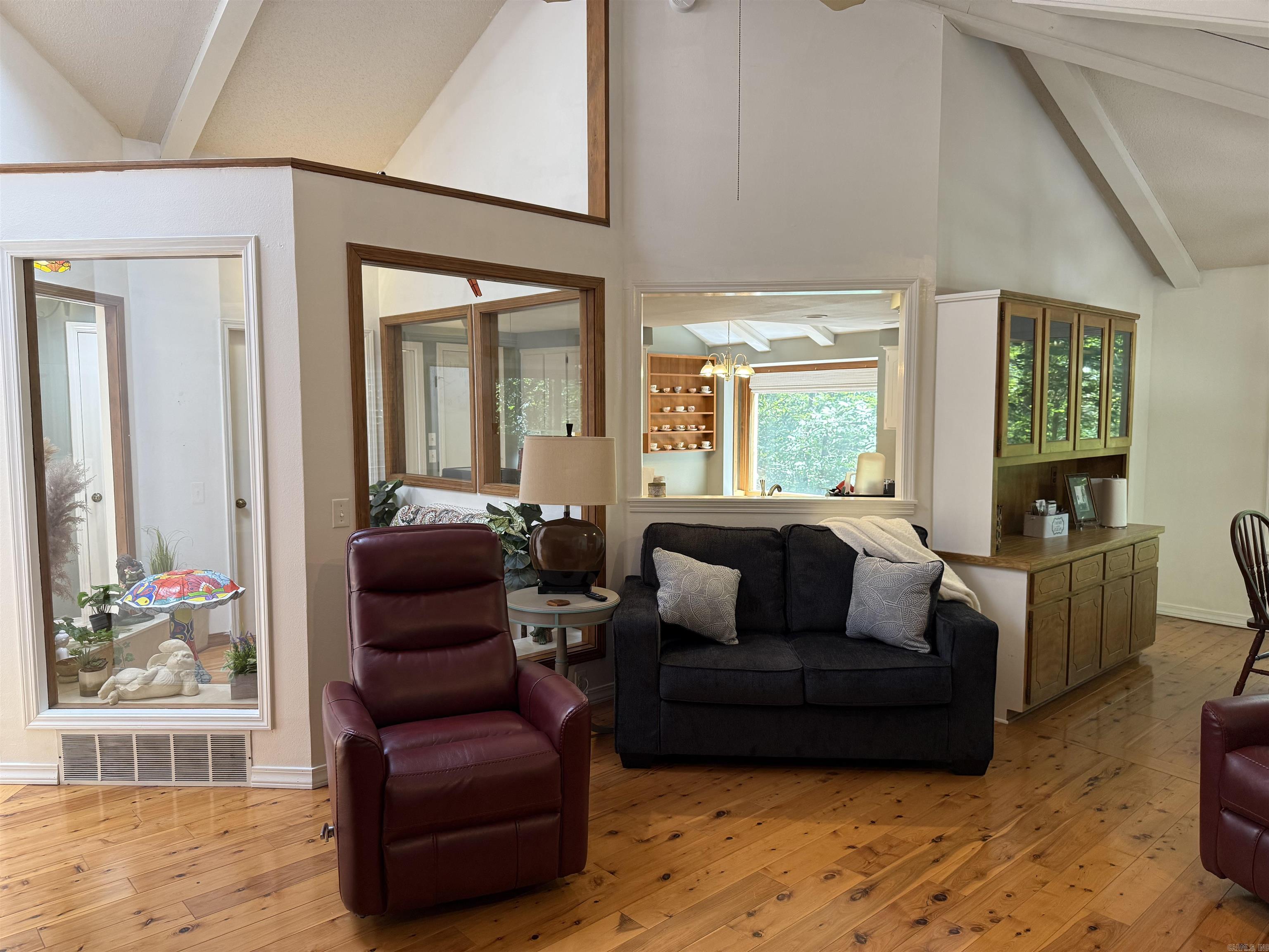 HAMILTON HILLS - Residential