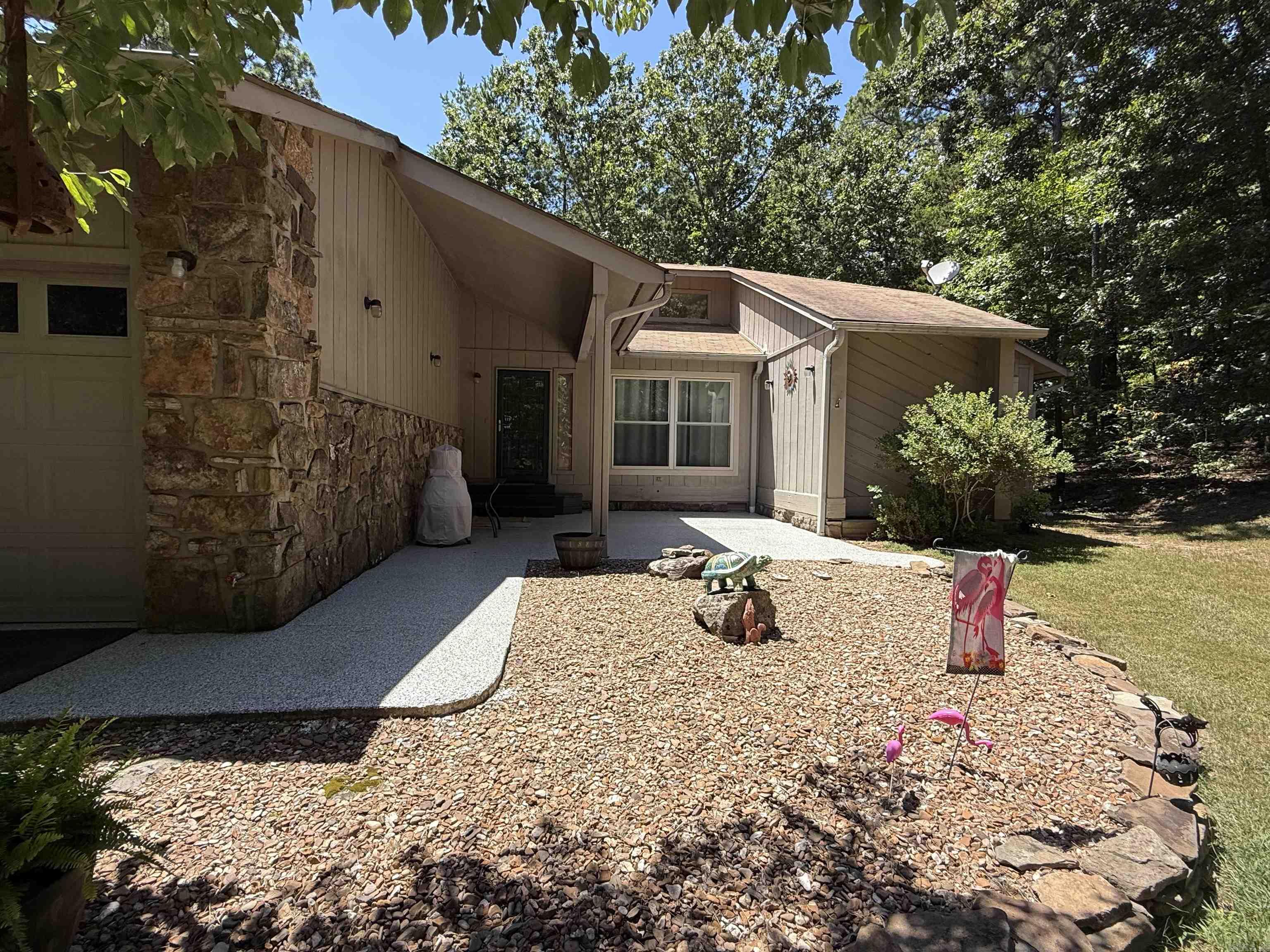 HAMILTON HILLS - Residential