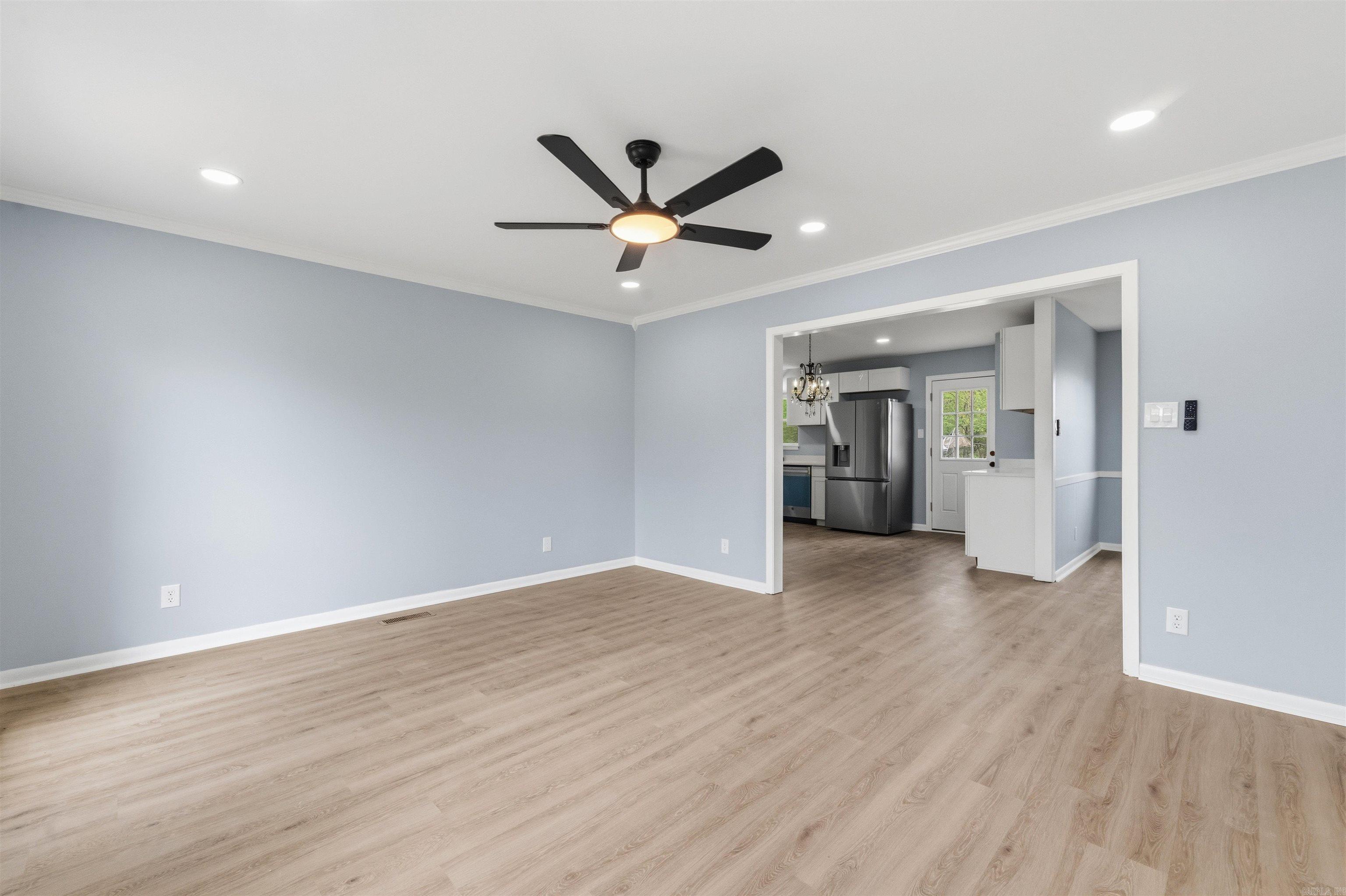 INDIAN HILLS - Residential