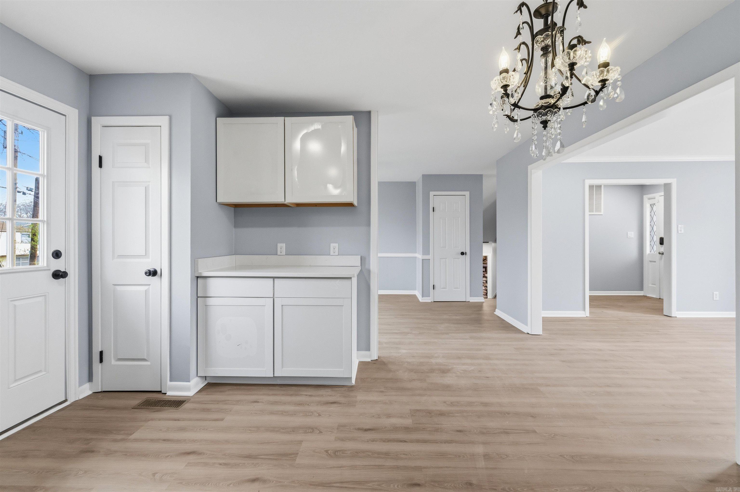 INDIAN HILLS - Residential