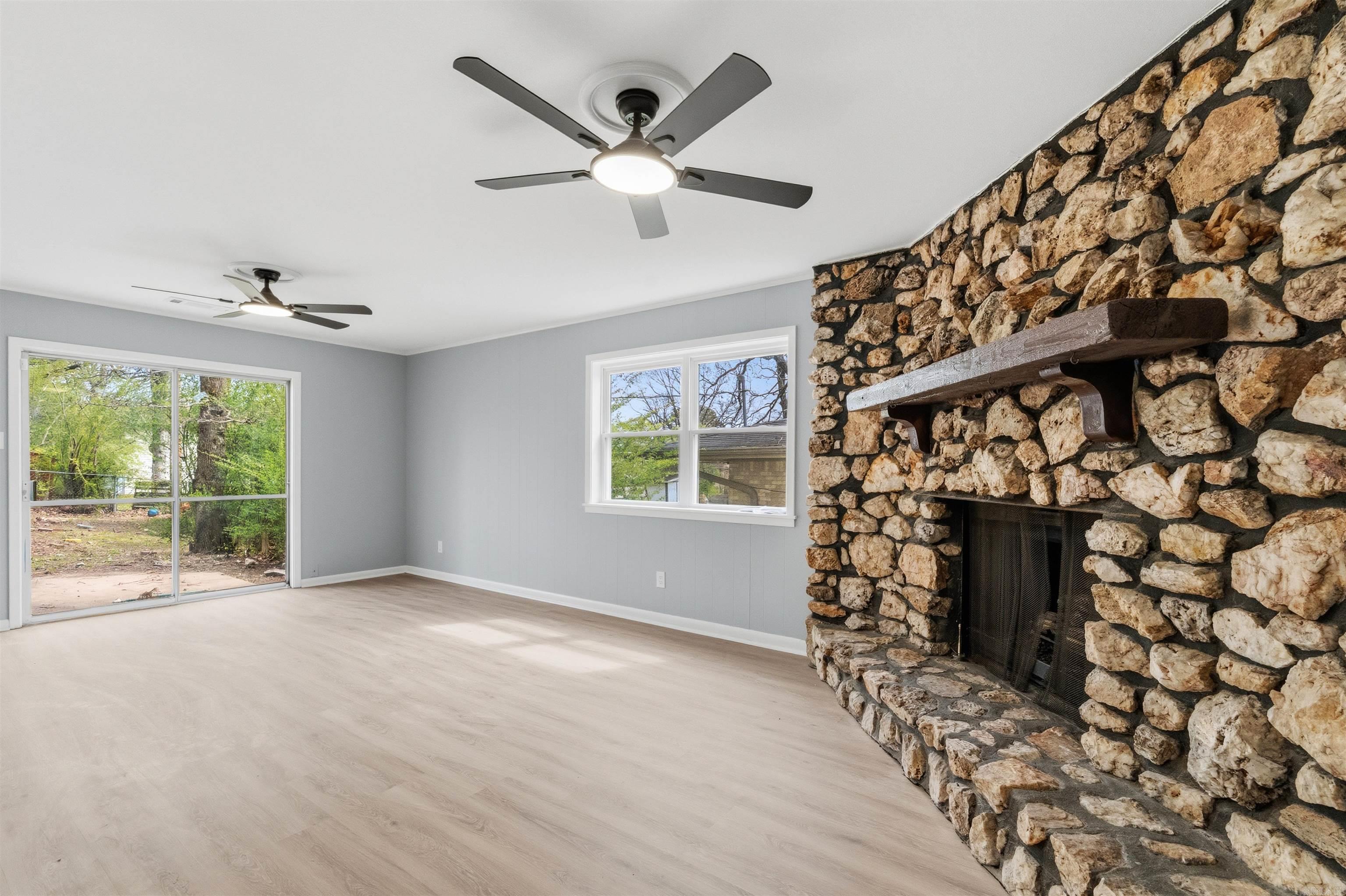 INDIAN HILLS - Residential