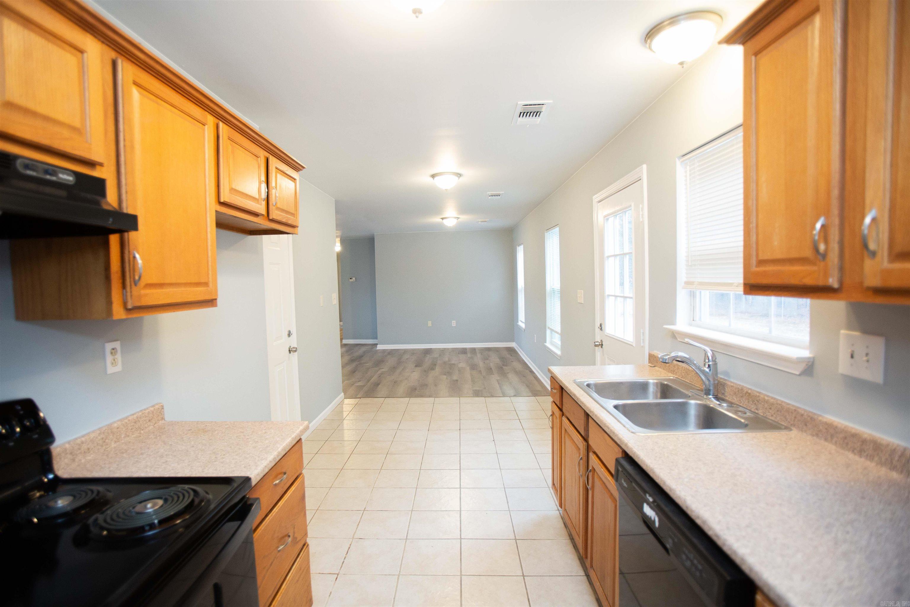 Old Meadows - Residential Lease