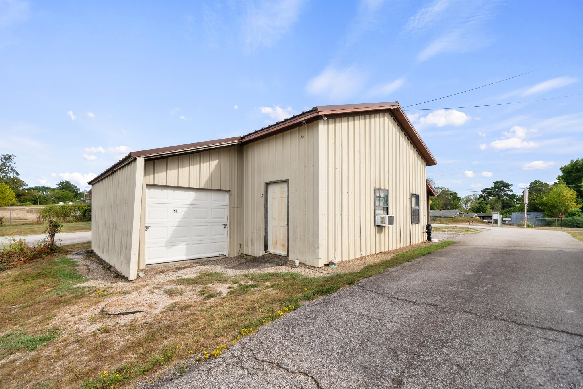 Sulphur Springs - Commercial Sale