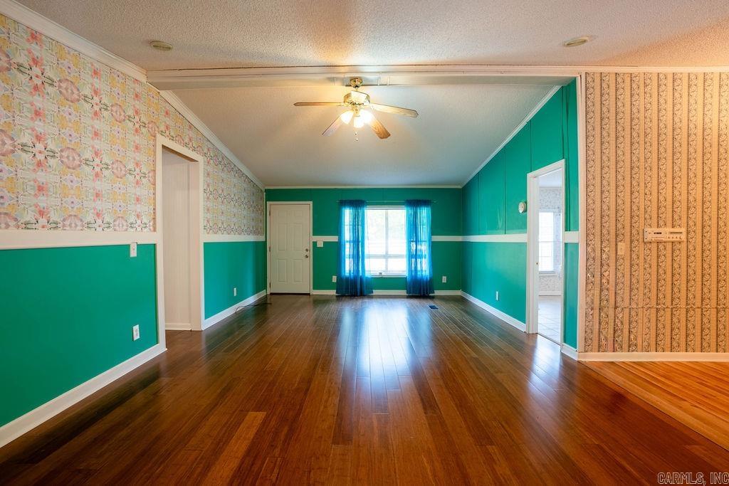 TUMBLING SHOALS RETREAT - Residential