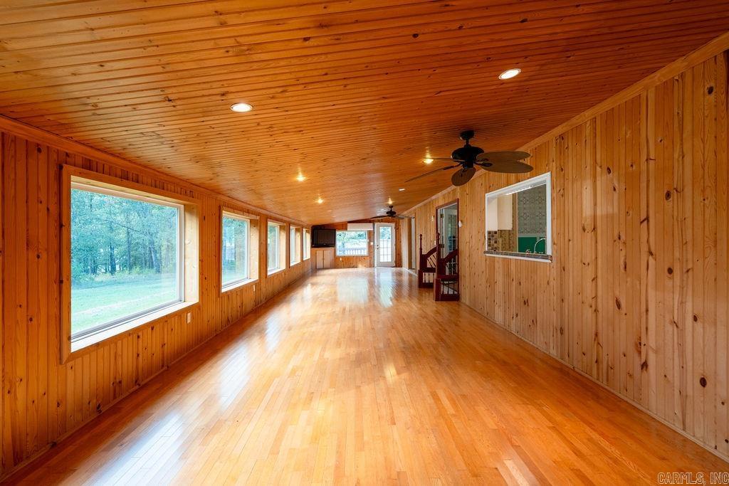 TUMBLING SHOALS RETREAT - Residential