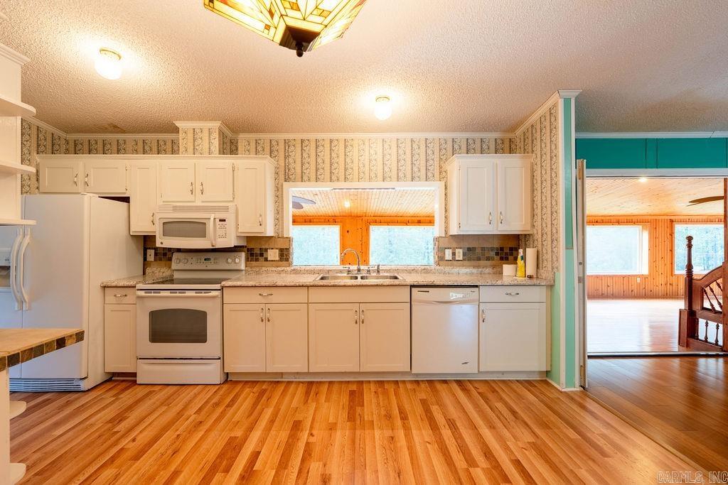 TUMBLING SHOALS RETREAT - Residential