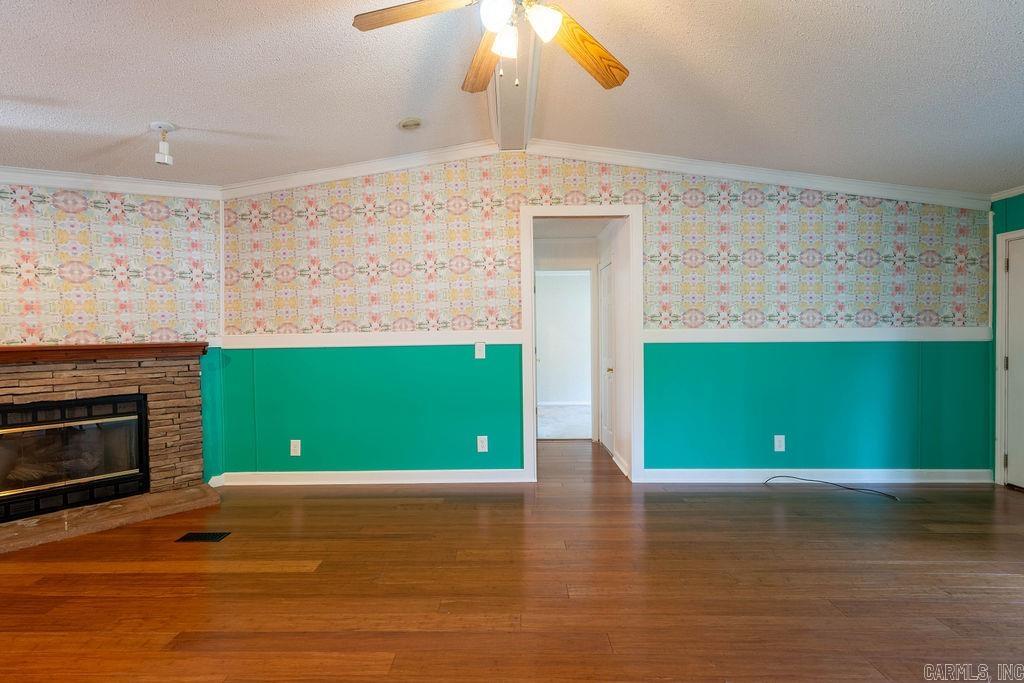 TUMBLING SHOALS RETREAT - Residential