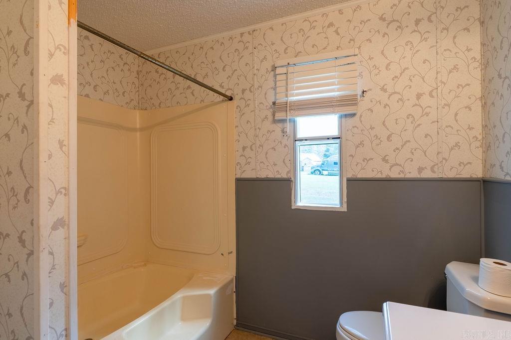 TUMBLING SHOALS RETREAT - Residential