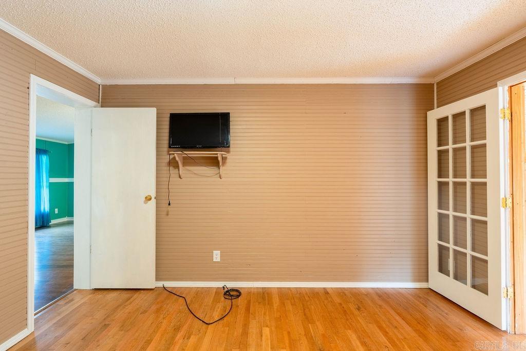 TUMBLING SHOALS RETREAT - Residential