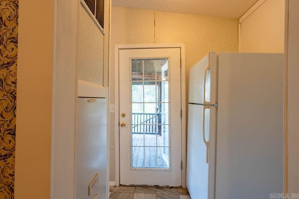 TUMBLING SHOALS RETREAT - Residential