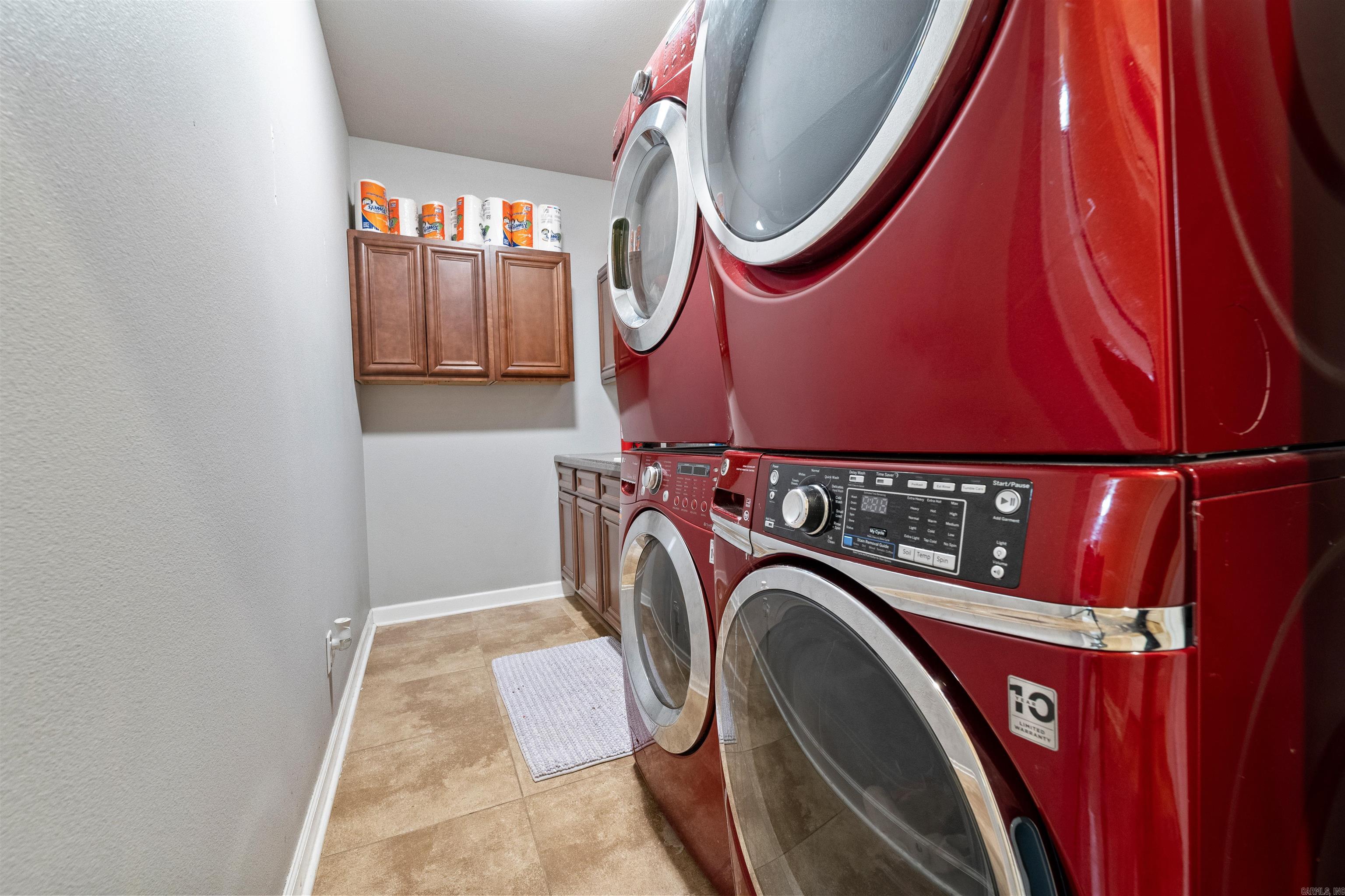 HURRICANE LAKE ESTATES QUAIL VAL - Residential