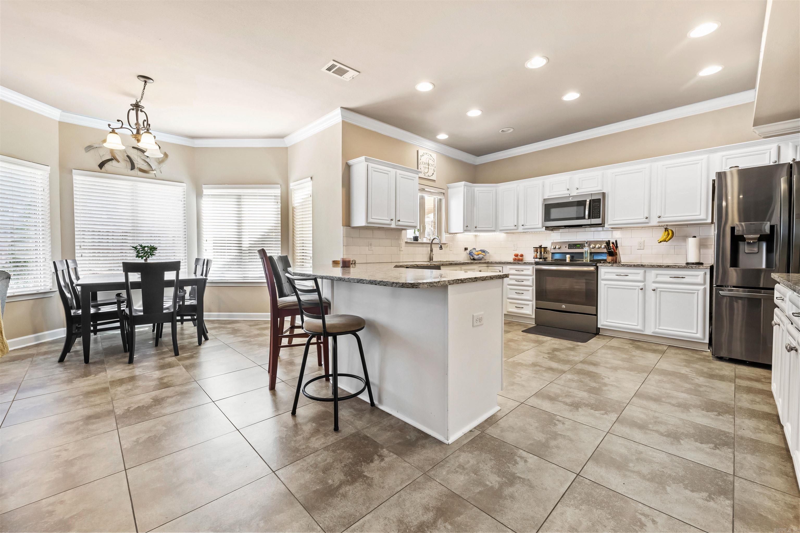 HURRICANE LAKE ESTATES QUAIL VAL - Residential