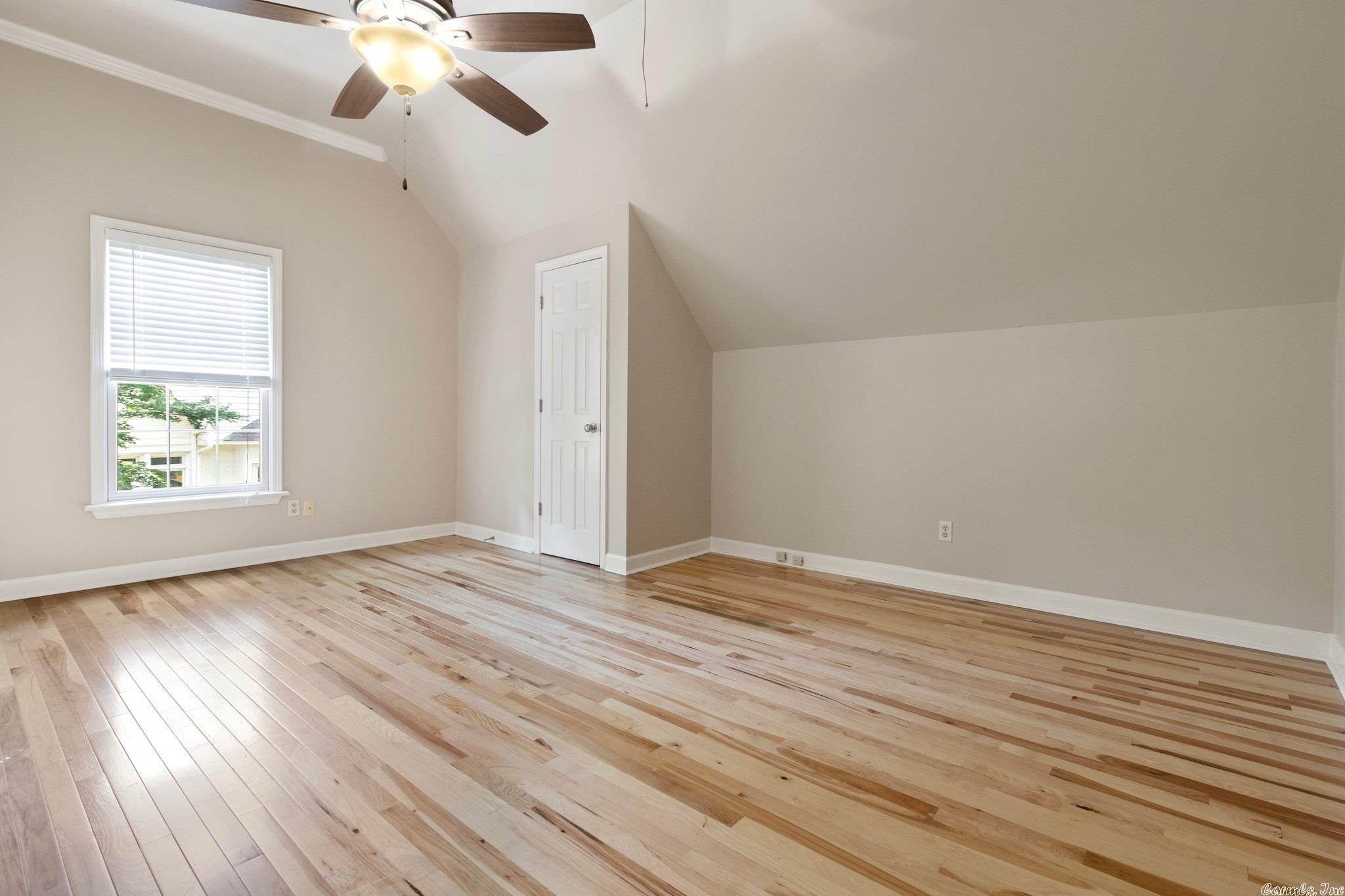 CHENAL VALLEY FONTENAY CIRCLE - Residential