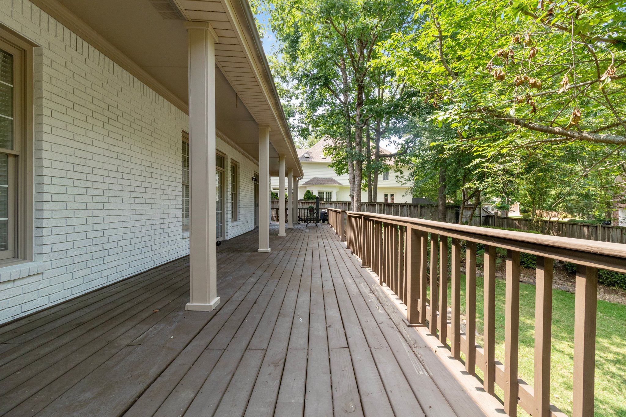 CHENAL VALLEY FONTENAY CIRCLE - Residential